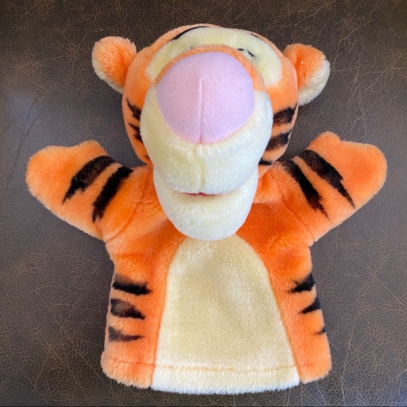 Mattel Arcotoys Tigger Hand Puppet Disney EUC - Picture 2 of 10